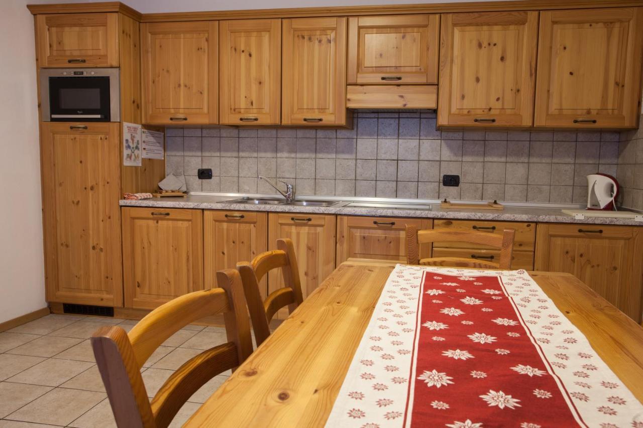 Lareit Appartamenti Bormio Kültér fotó